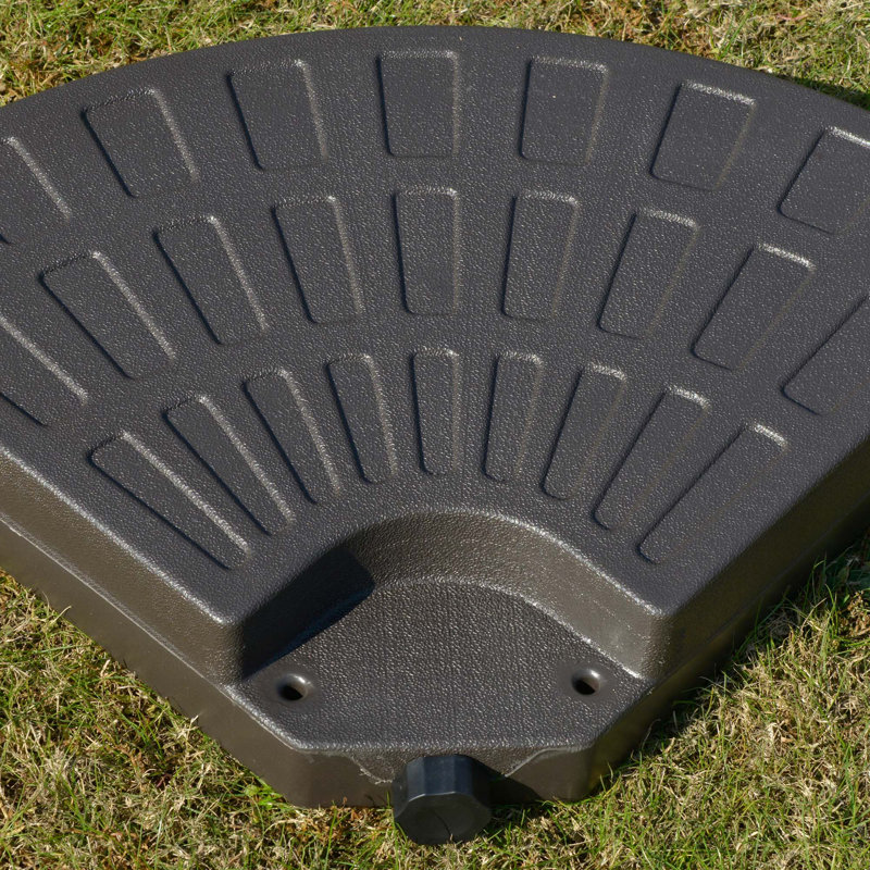 Base de parasol de patio polyvalente avec options lourdes et conception conviviale