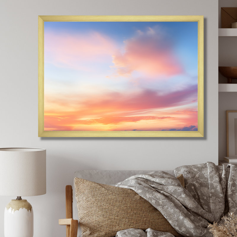 Cotton Candy Skies 3 - Sky, art mural, Cadre doré à coins fermés, H 12 po x l 20 po x P 1 po