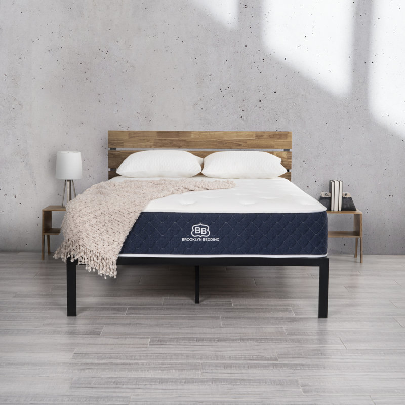 Matelas hybride moyen de 12 po avec housse de refroidissement Brooklyn, Grand lit
