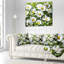 Fond printanier avec fleurs blanches - coussin à imprimé floral-29602444-29602448