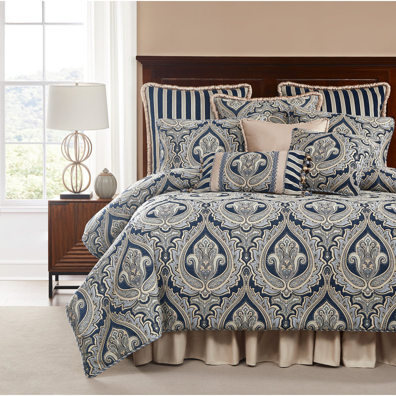 CONCORD 13X24 PIECED OBLONG PILLOW