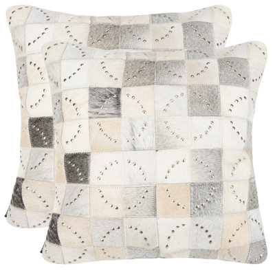 Phoebe Pillow With Studs