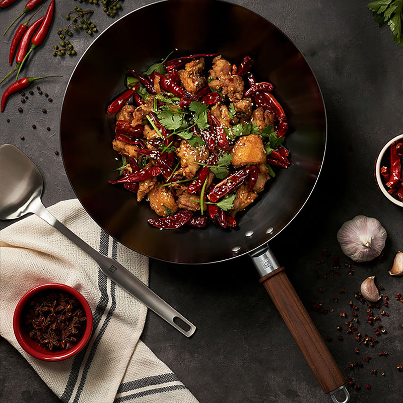 Dragon 11.81" Carbon Steel Wok with Lid