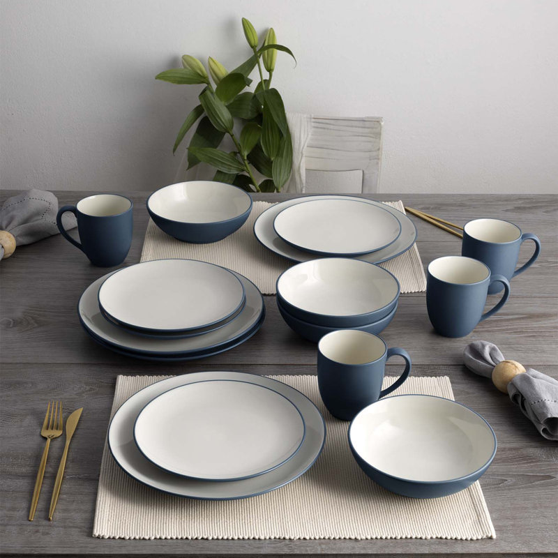 Noritake Colorwave 16-Piece Coupe Dinnerware Set, Service for 4, Blue