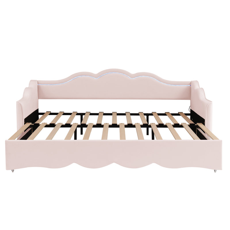 Metal Daybed, Pink