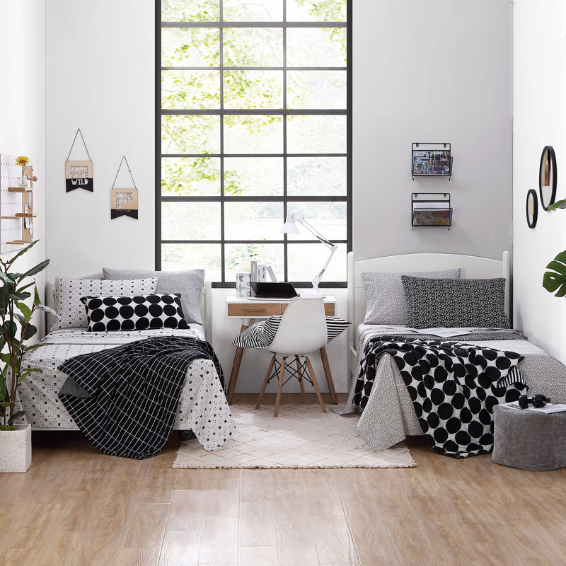 Marimekko Printed Cotton Percale Sheet Sets, Pikkuinen Unikko Black, King Sheet Set with 2 King Pillowcases