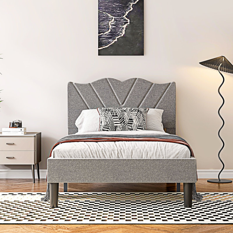 Upholstered Platm Bed, Twin