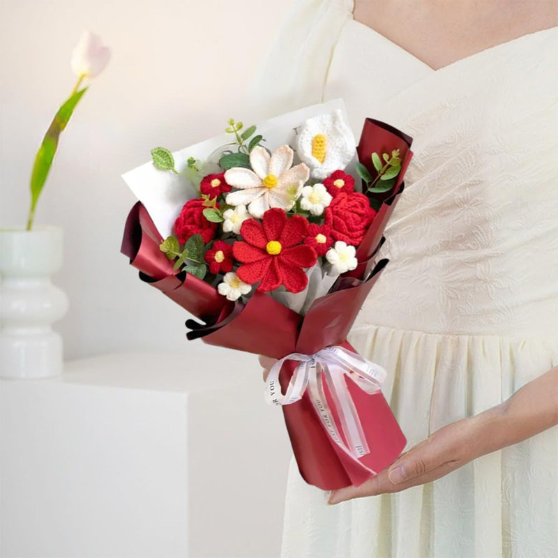 Bouquet de fleurs au crochet avec 14 pièces de fleurs au crochet pour la décoration, Rouge