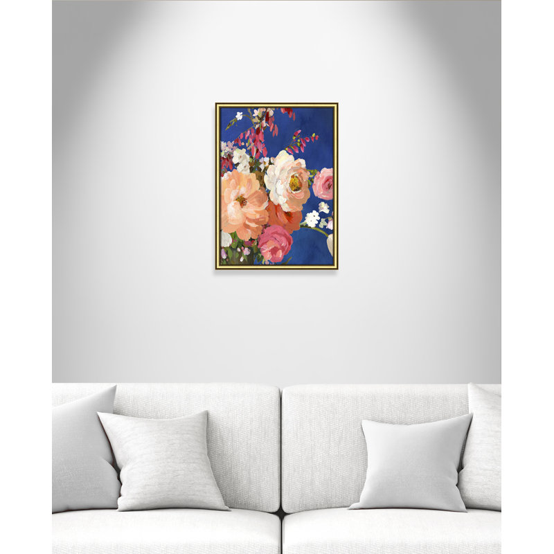 Calliope Midnight Garden Flowers I - peinture encadrée, H 24,25 po x l 18,25 po x P 0,75 po, Cadre doré