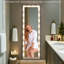 Miroir pleine grandeur avec lumière