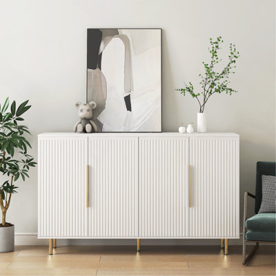 Buffet avec tablettes réglables et panneau cannelé à 4 portes