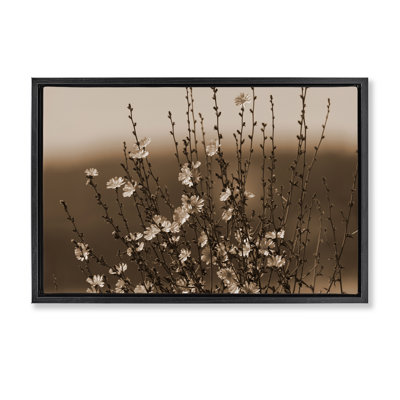  «Tiny Blooming Flowers Floater» par Nancy Crowell