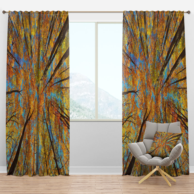 Tree Tops in Autumn Forest - Rideau traditionnel - Velours obscurcissant - 1 panneau, l 52 po x L 108 po