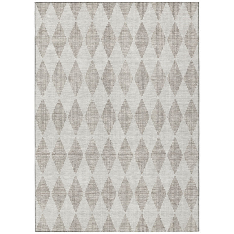 Loreen Washable Geometric Indoor / Outdoor Rug