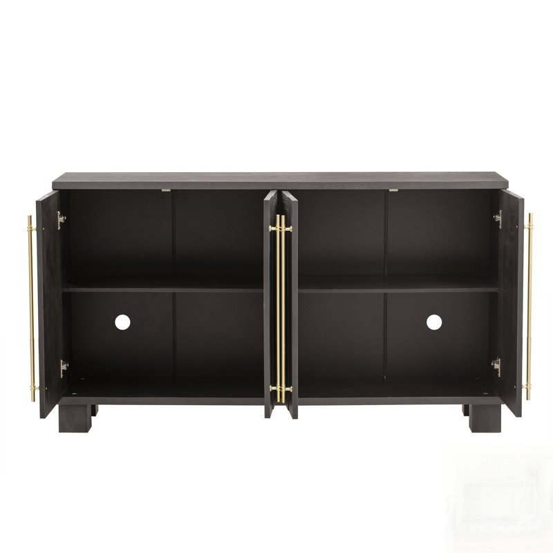 Buffet en bois de style traditionnel avec tablettes réglables et poignées dorées pour un rangement et une présentation élégants