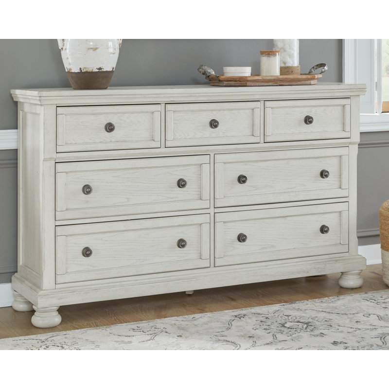 Geovana 7 Drawer Double Dresser