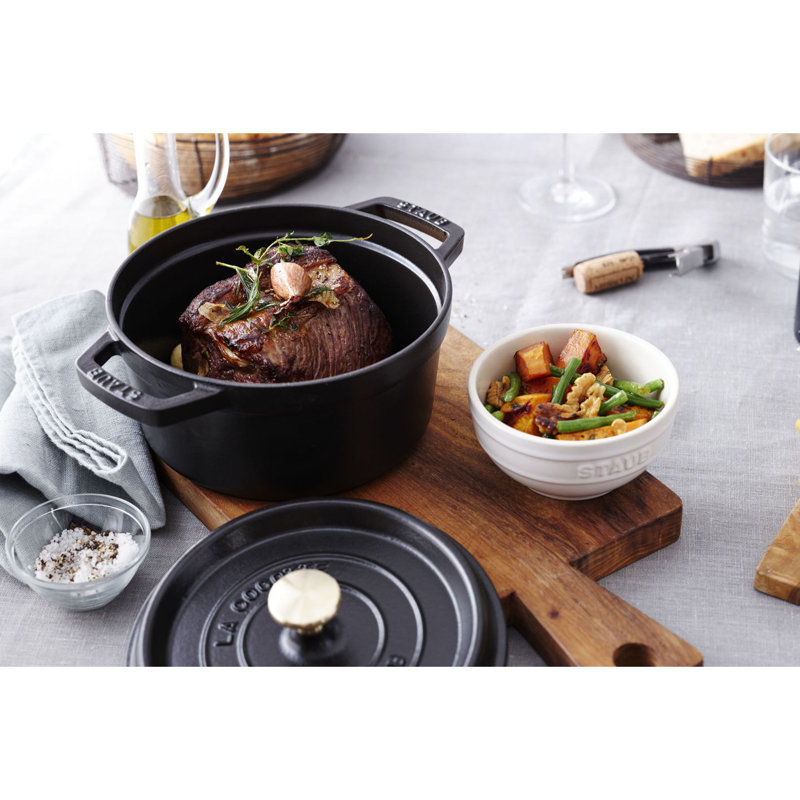 4.97-qt Cast Iron Round Dutch Oven, Black