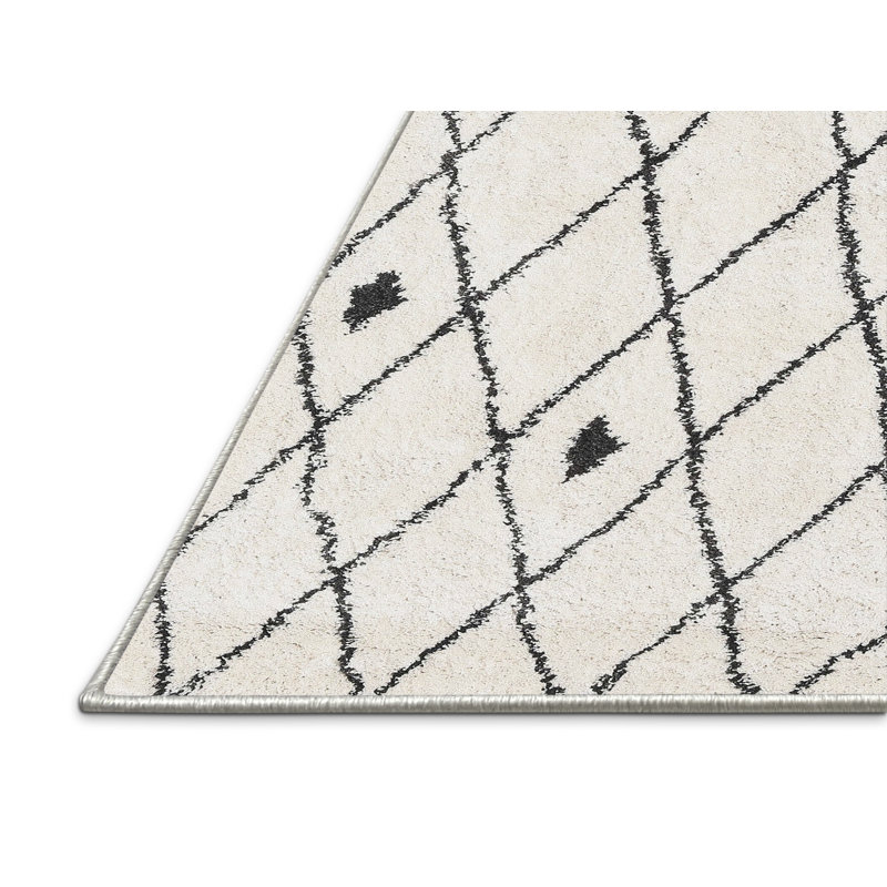 Geometric Indoor Rug, Rectangle 5' x 8'