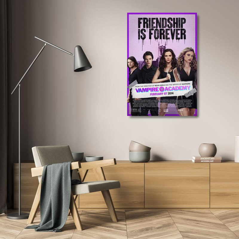 Vampire Academy, H 24 po x l 16 po