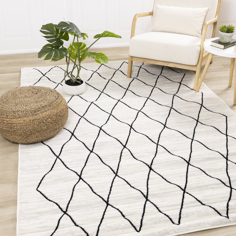 Meridian Abstract Indoor Rug, Rectangle 5'3" x 7'7"