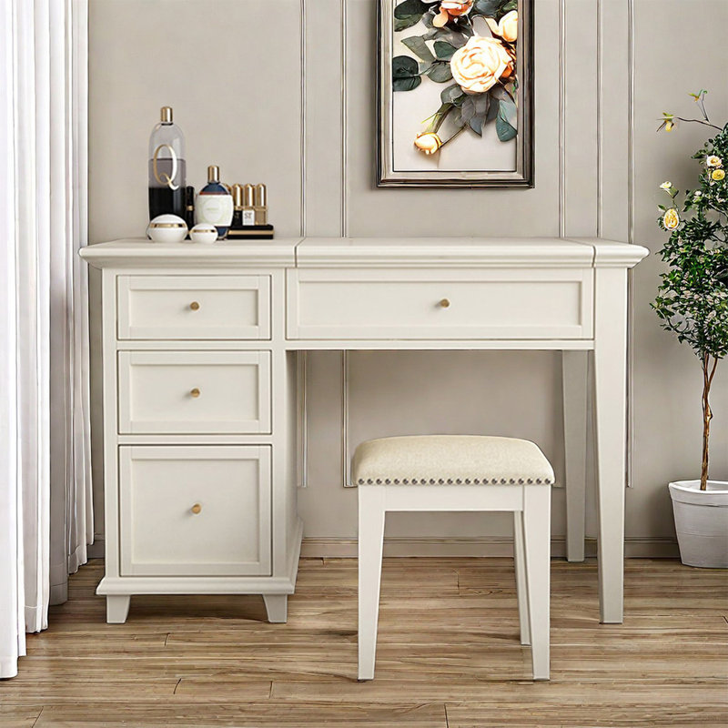 Ocia Vanity