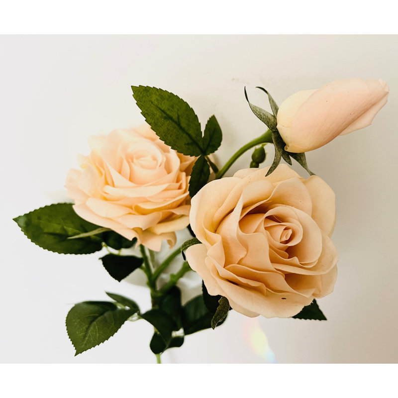 3 têtes artificielles en latex Real Touch - roses