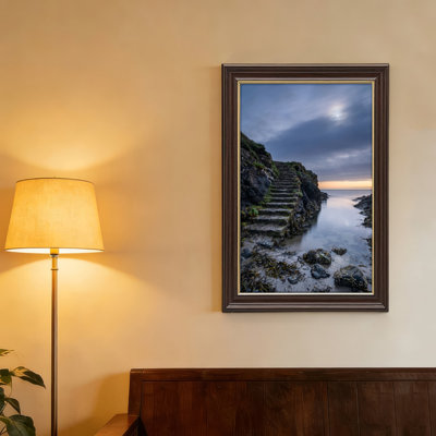 Art mural antique sur toile encadré doré pour le salon, la chambre à coucher, le bureau ou le vestibule - Décoration murale décorative avec escalier côtier