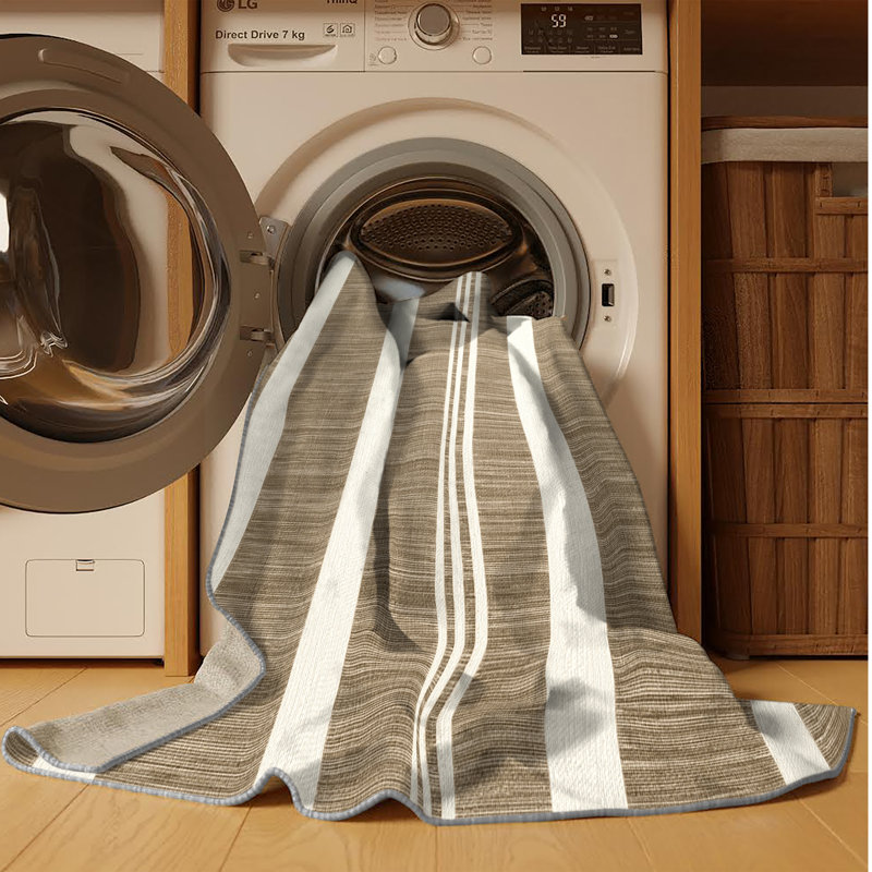 Machine Washable Horizontal Stripes Gray Area Rug, Round 8'