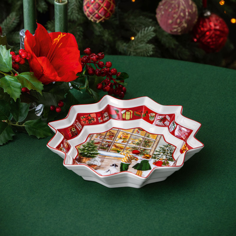 Villeroy & Boch – Toy's Fantasy Christmas Large Serving Bowl, Premium Porcelain, Toy Shop Pattern