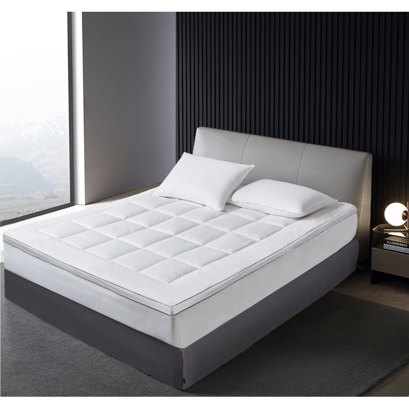 King Size White Down Alternative Featherbed Mattress Topper