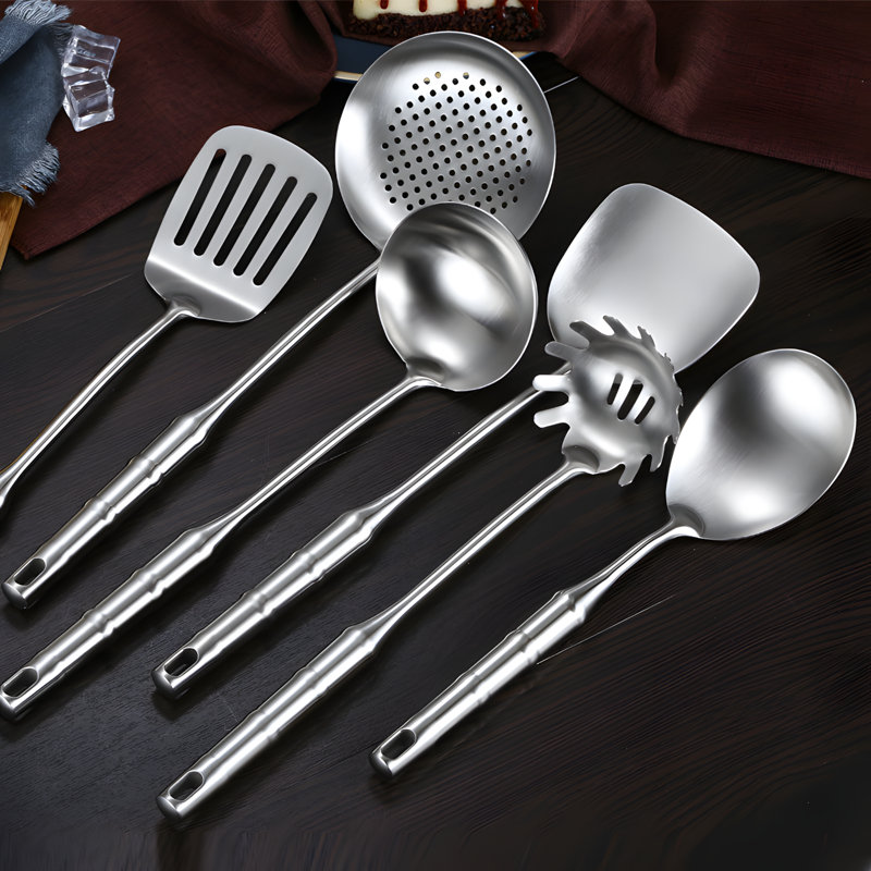 Ensemble de spatules de cuisine en acier inoxydable avec cuillère rainurée, grattoir et tourneur pour cuisiner, frire et servir