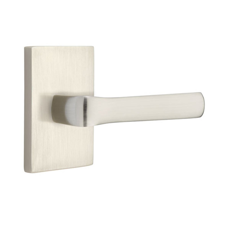 Faux levier de porte double avec rosette Spencer, Droite, Nickel satiné