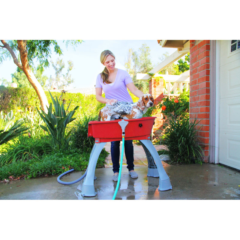Booster 10'' H x 16.75'' W x 33'' D Plastic Dog Grooming Tub, Red