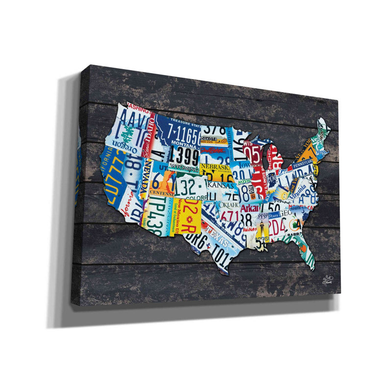 «USA Licence Plate Map» par Britt Hallowell, art mural sur toile, H 40 po l 54 po x P 1,5 po