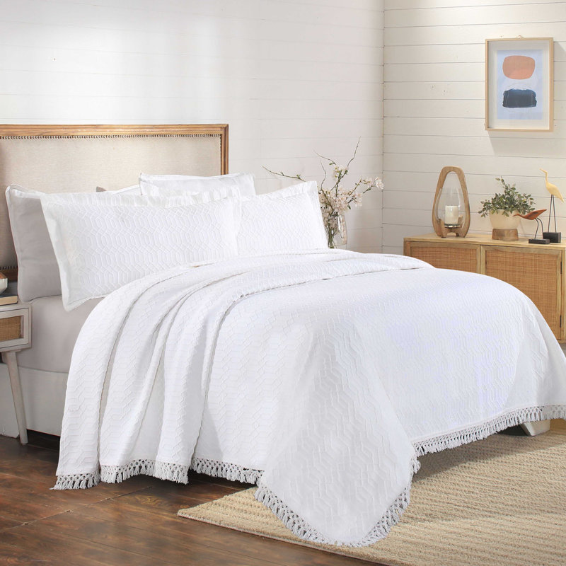 Remi All Season Breathable Jacquard Geometric Fringe Cotton-Poly Blend Bedspread Set With Shams, White