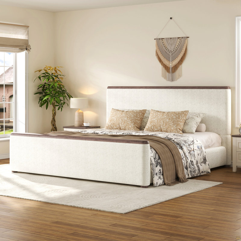 Très grand lit plateforme tapissier avec décoration en bois, blanc, White