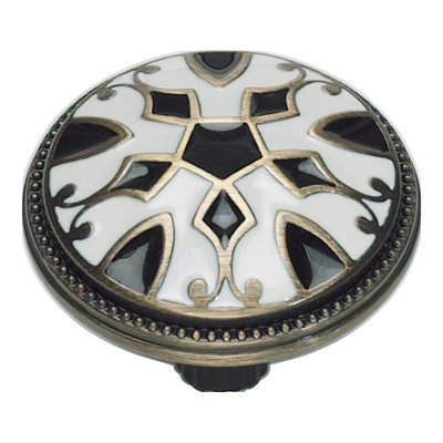 Canterbury 1 1/2" Diameter Round Knob