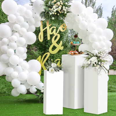 3 pièces de piédestal carré pour la fête, piliers de socle en métal pour la fête d'anniversaire de mariage - 23,6 x 10,2 po (l), 21,7 x 9,4 po (m), 19,7 * 8,7 (s)