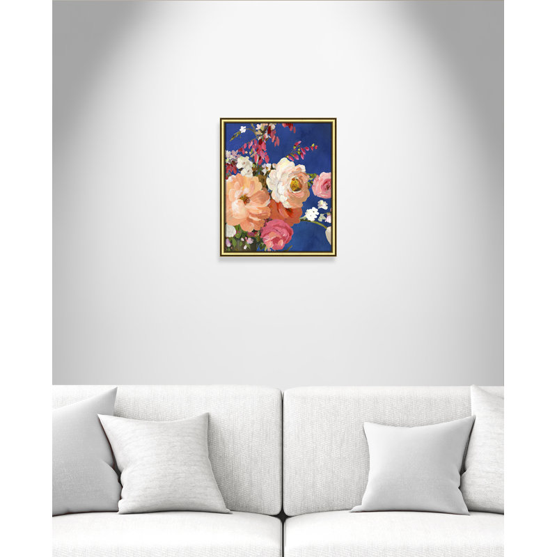 Calliope Midnight Garden Flowers I - peinture encadrée, Cadre doré, H 20,25 po x l 17,25 po x P 0,75 po