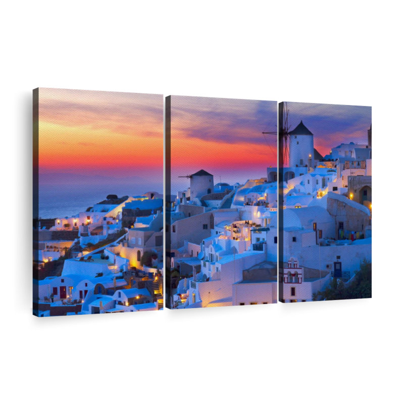 Santorini Lights, reproduction sur toile, H 42 po x l 65 po x P 1,25 po
