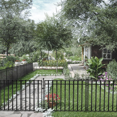 3-Rail Steel Gate
