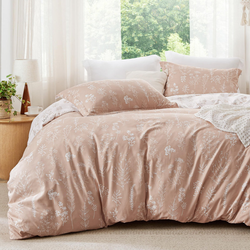 Bedsure Oversize Queen Comforter Set – 3-Piece Dusty Rose Botanical Floral Bedding, Reversible Soft Comforter with 2 Pillow Shams, Perfect for Spring Refresh & Cozy Bedroom Decor