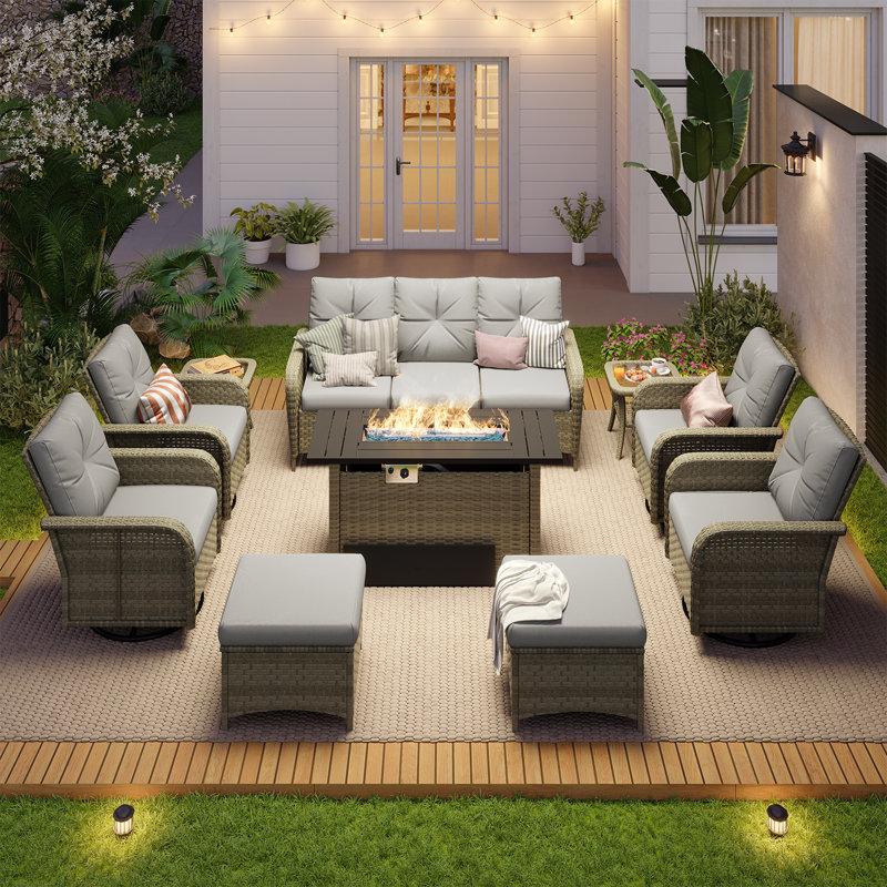 Ensemble de patio extérieur en osier 10 pièces avec table foyer de 44 pouces et chaises pivotantes, Grey, Yellow