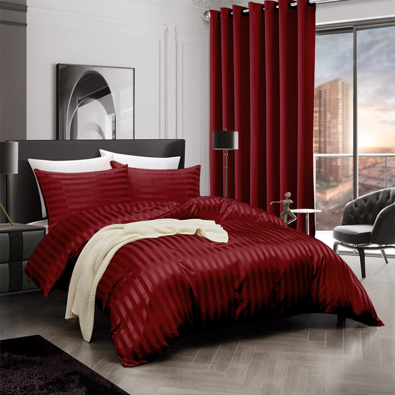 Microfibre 250 TC Duvet Cover Set, Super King Duvet Cover + 2 Standard Pillowcases, Burgundy
