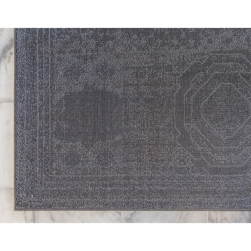 Vienna Oriental Indoor Rug, Rectangle 4' x 6'