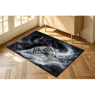 Tapis d'intérieur Mystic Tigers Yin Yang, représentant un couple de tigres noirs et blancs, avec un motif animalier féroce. Tapis artistique antidérapant, idéal pour le salon, la chambre à coucher, la salle de jeux, le bureau ou un appartement.