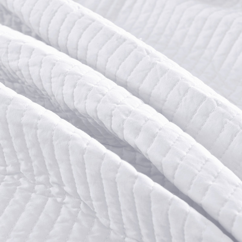 Cotton Quilt, Queen Quilt + 2 Standard Shams, White