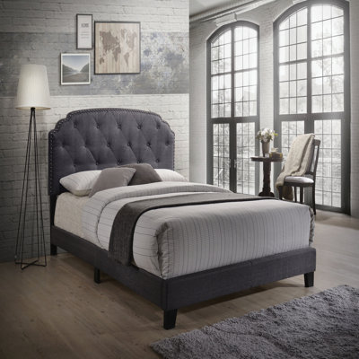 Grand lit en tissu Tradilla Grey