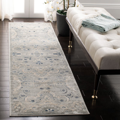 Persian Garden Viscose Oriental Rug in Gray