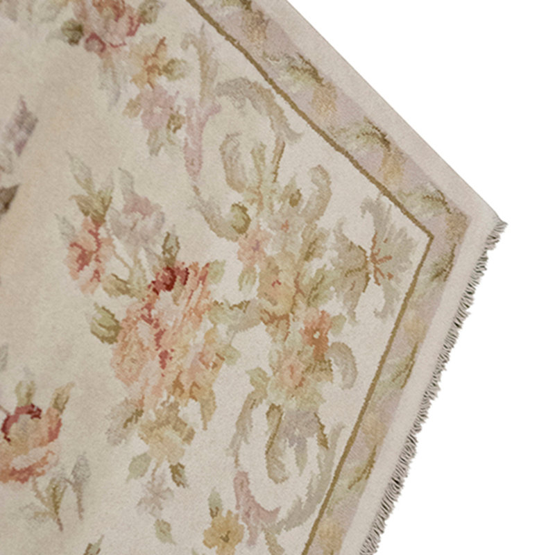 Hand Knotted Area Rug in Ivory